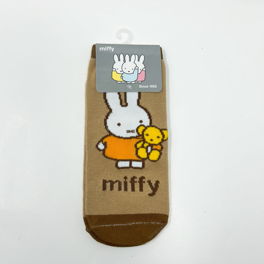 
                
                    Load image into Gallery viewer, Miffy Ankle Sock
                
            
