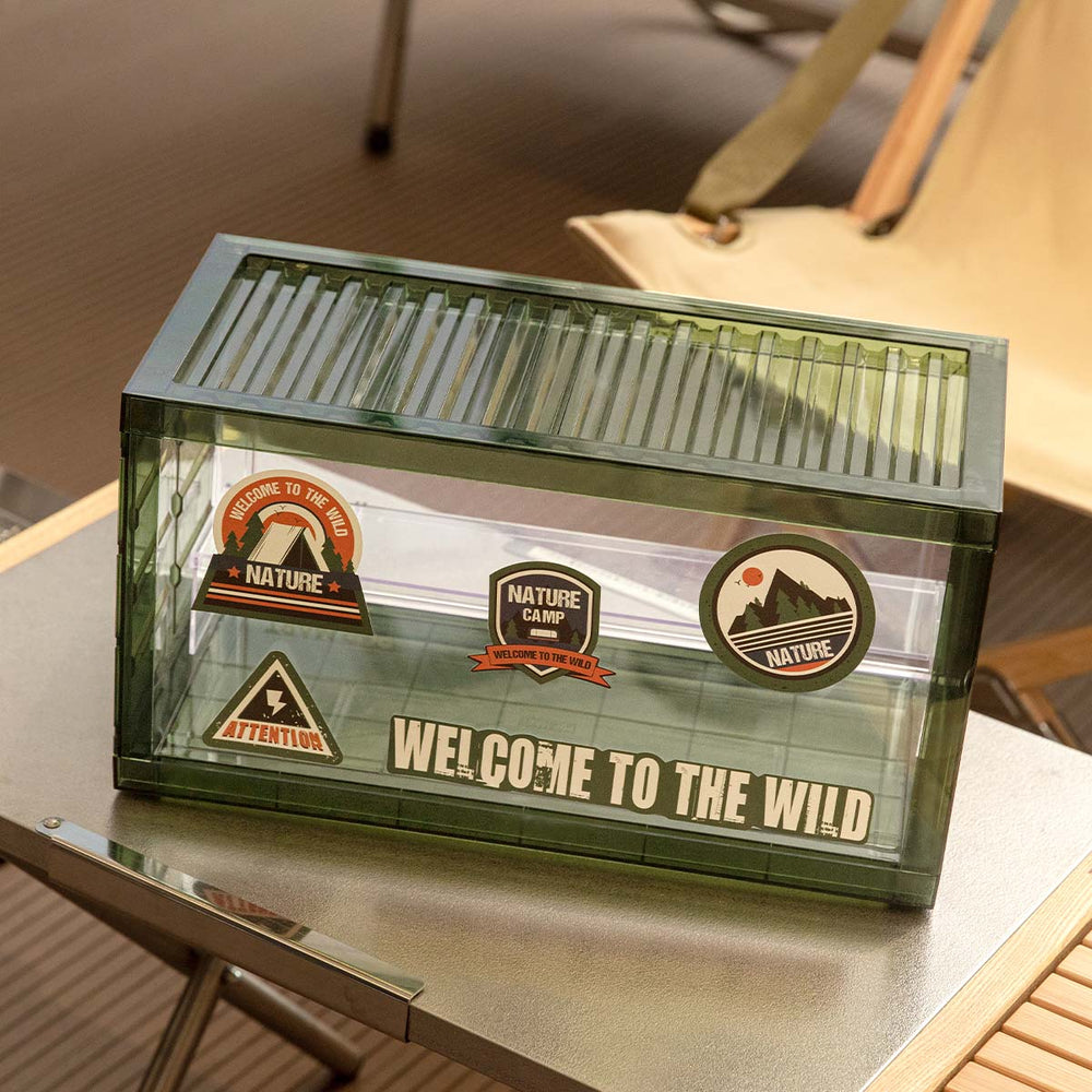 
                
                    Load image into Gallery viewer, POP MART Assembled Display Container (Transparent Green)
                
            