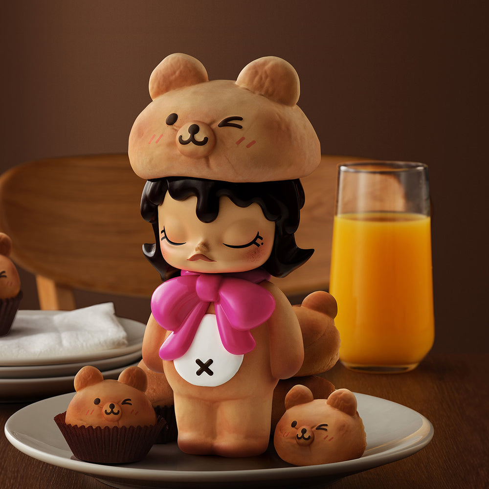 
                
                    Load image into Gallery viewer, MOLLY Carb-Lover Series Figures
                
            