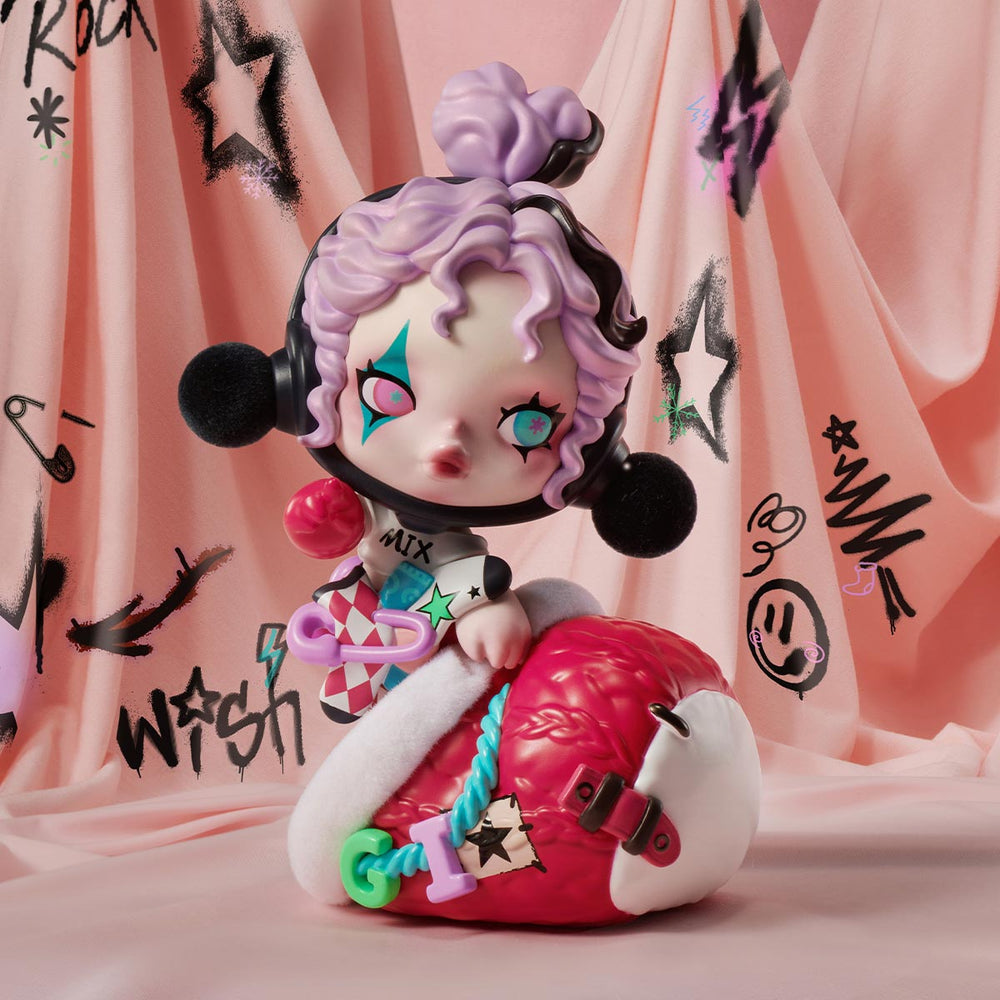 SKULLPANDA The Stocking Surprise Figure