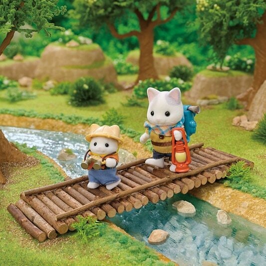 Calico Critters Exciting Exploration set