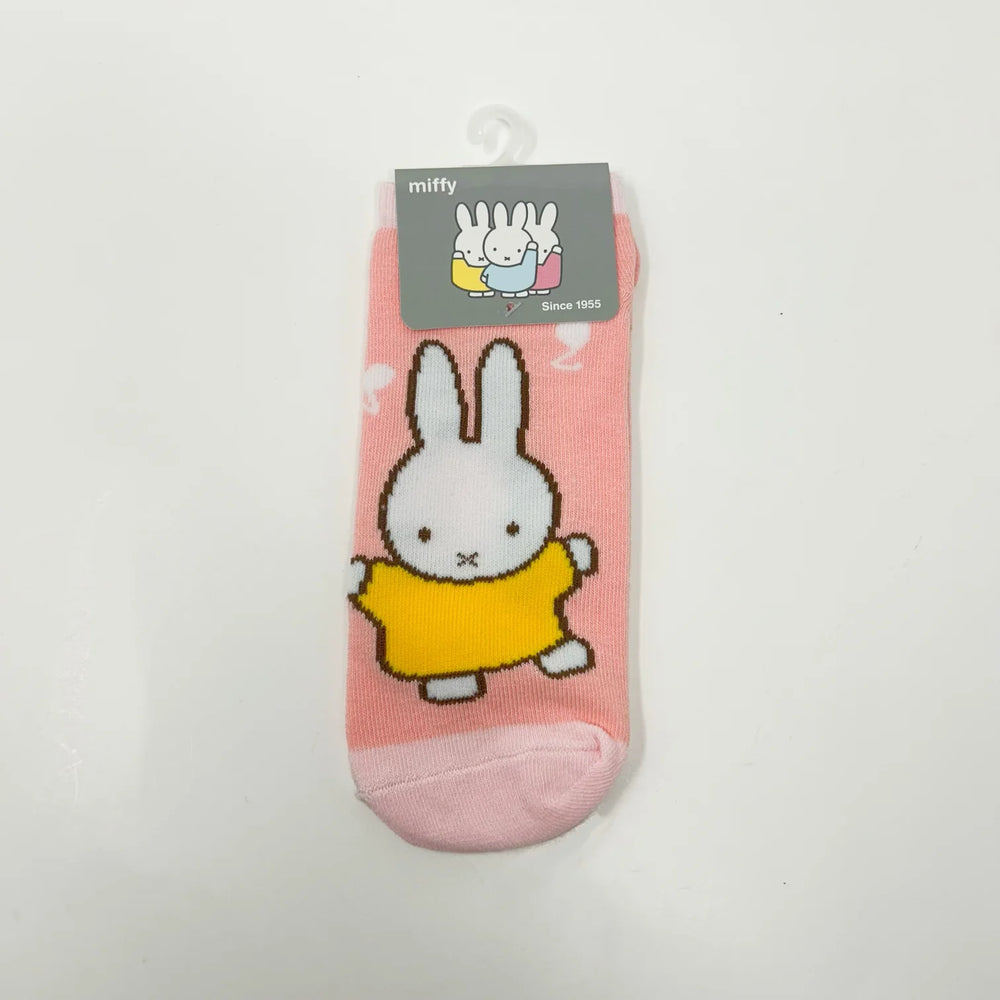 
                
                    Load image into Gallery viewer, Miffy Ankle Sock
                
            