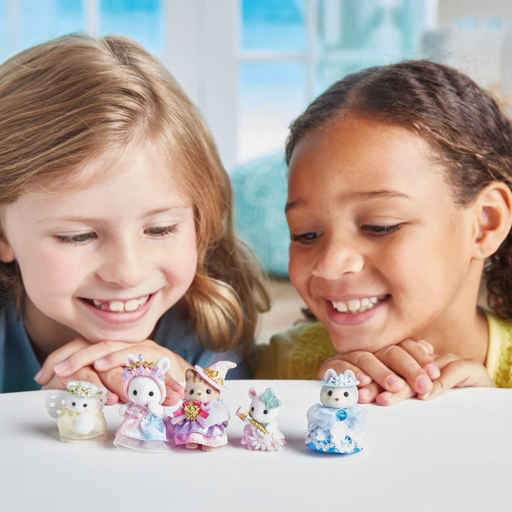 
                
                    Load image into Gallery viewer, Calico Critters Royal Princess Set
                
            
