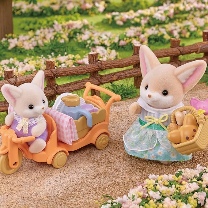 Calico CrittersSunny Picnic Set - Fennee Fox Sister & Baby