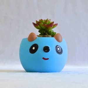 
                
                    Load image into Gallery viewer, Colorful Matte Animal Pot
                
            