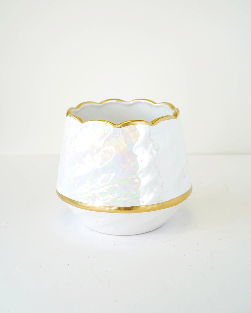 
                
                    Load image into Gallery viewer, Pearl Glazed Spiral
                
            