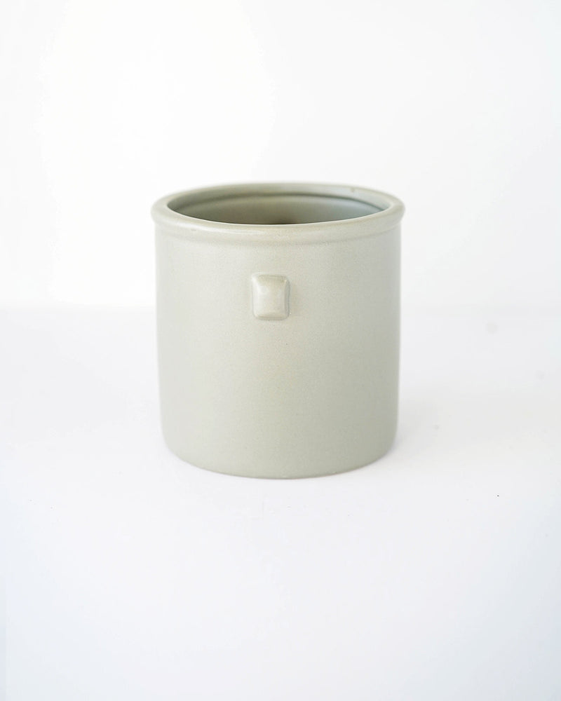 
                
                    Load image into Gallery viewer, Ear Pots
                
            