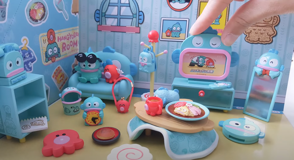 Re-Ment Sanrio Hangyodon Room Series