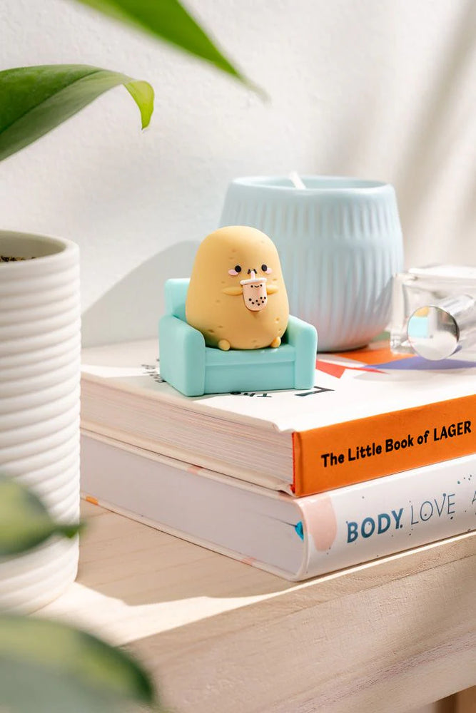 
                
                    Load image into Gallery viewer, Tayto Potato Blind Box Figure
                
            