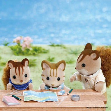 Calico Critters Walnut Squirrel Family