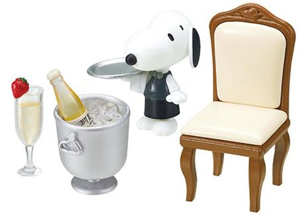 
                
                    Load image into Gallery viewer, Re-ment Dollhouse - Miniature Snoopy&amp;#39;s Restaurant
                
            
