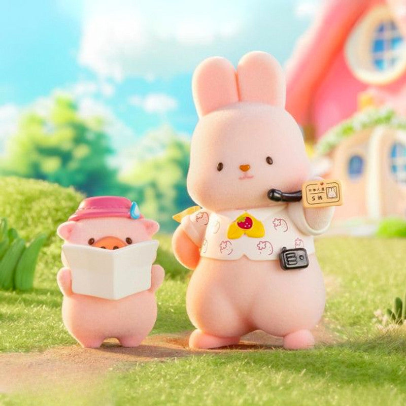 
                
                    Load image into Gallery viewer, MOMO Bunny Strawberry Town Series Blind Box
                
            