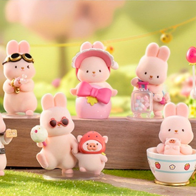 
                
                    Load image into Gallery viewer, MOMO Bunny Strawberry Town Series Blind Box
                
            