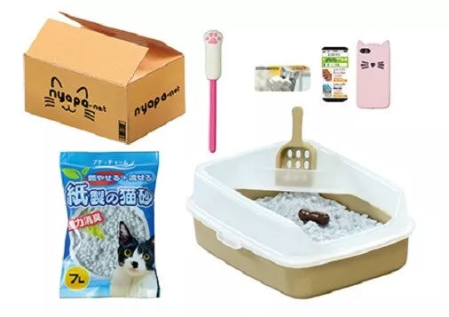 
                
                    Load image into Gallery viewer, Re-Ment Miniatures Life with cats Dollhouse Decoration Furniture
                
            
