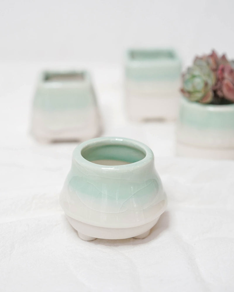 Dripping Glazed Finger Pots Green Color