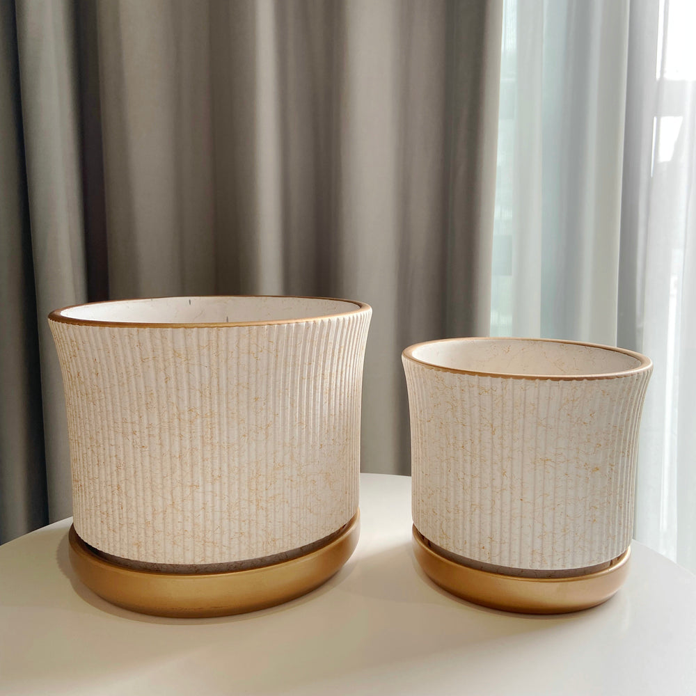 
                
                    Load image into Gallery viewer, Marble Texture with Saucer
                
            